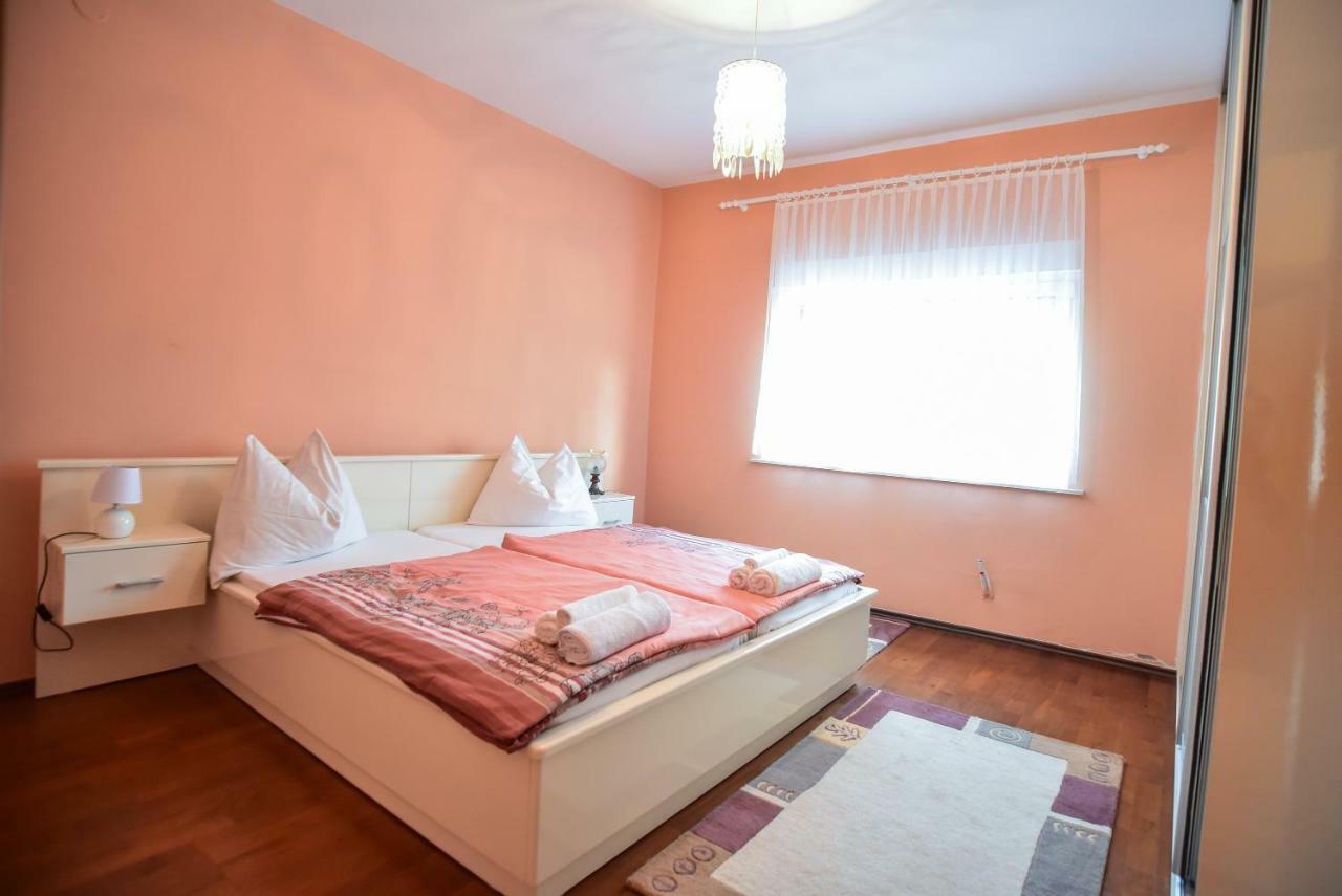 Ankin Dvor Villa Galovac  Buitenkant foto